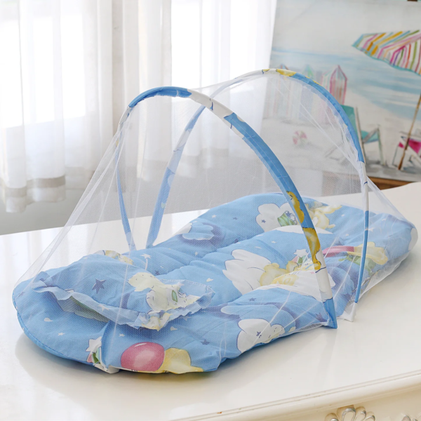 Ciel de lit bébé - rêve bleu, cocoon enchanté, plage douce