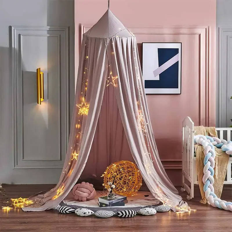 ciel de lit bébé fille